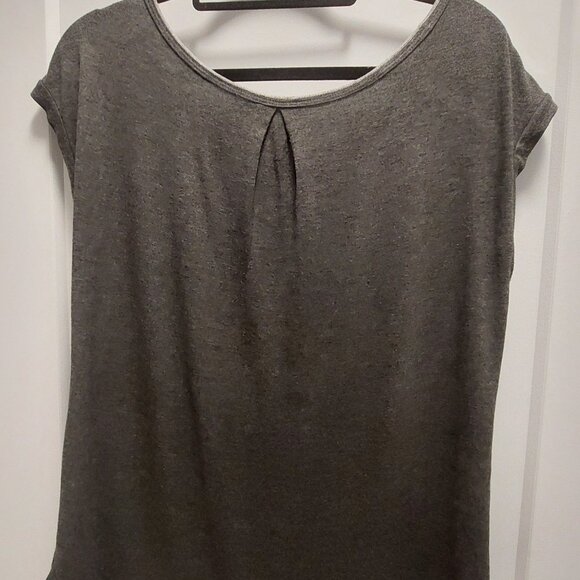 EDISTA Women's Cap Sleeves Multi-Floral Leaves Print Top w/Solid Knit Back - SML - Picture 4 of 11